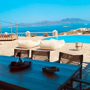 Azure Horizon & - Adults Only Apartment